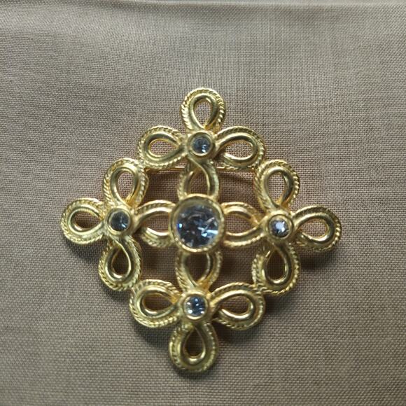 Vintage Gold Tone Celtic Style Scroll Twisted Cross Brooch w/ Clear Rhinestones - Picture 1 of 4